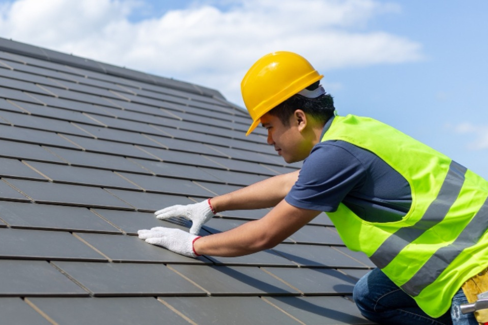Roof Repair vs Replacement in Orange County: What’s the Smarter Choice for Homeowners?